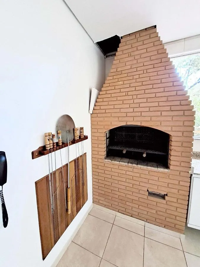 아파트 Apartamento Charmoso Com Lareira Campos do Jordão
